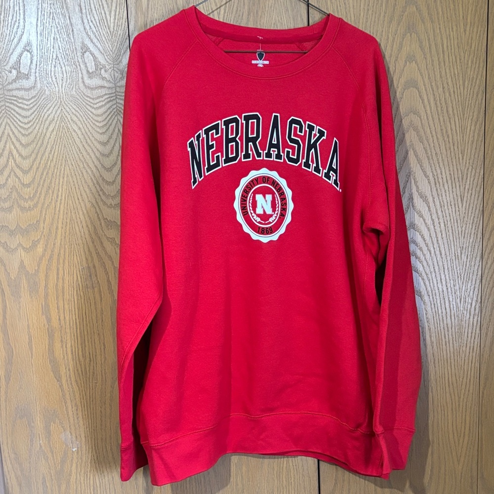 Barnesmith Red University Nebraska Sweatshirt men’s large 65% cotton